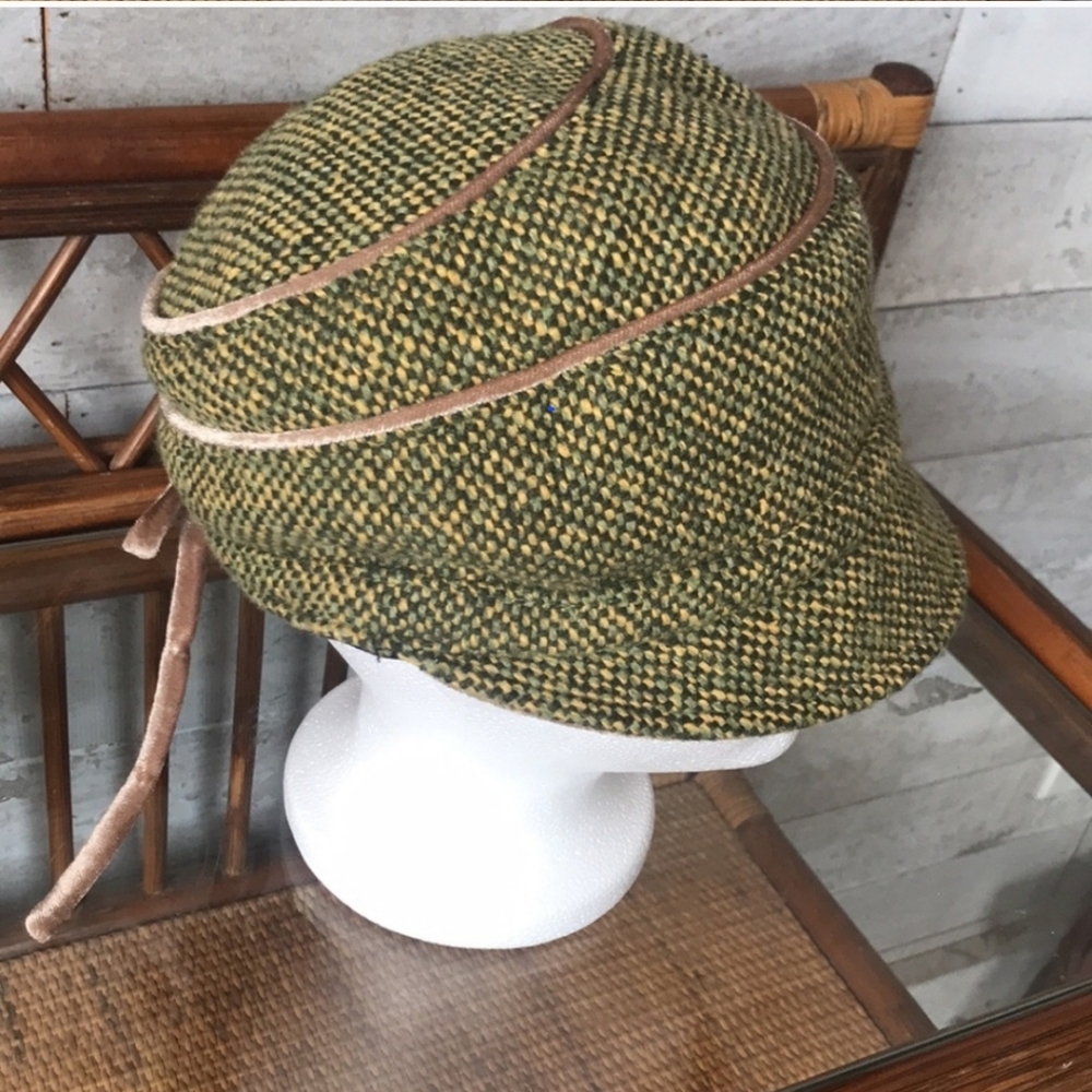 DeLux tweed wool hat